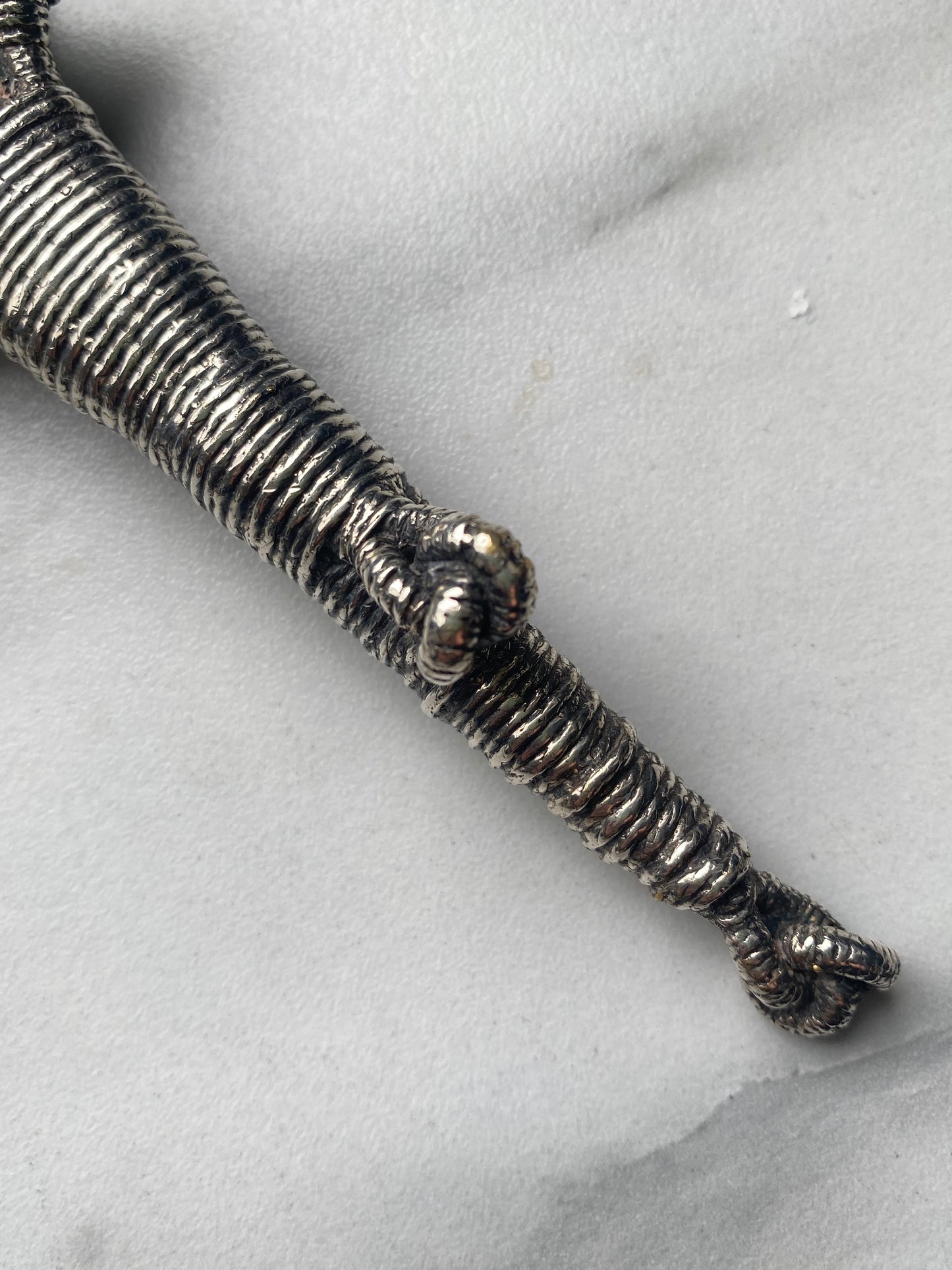 Décapsuleur en bronze argenté Roux-Marquiand