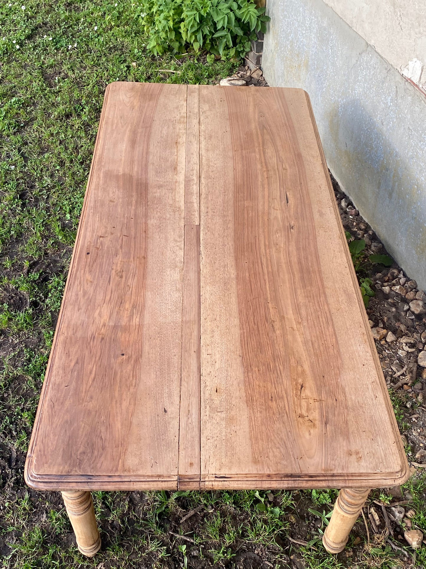 Table basse de campagne en chêne massif