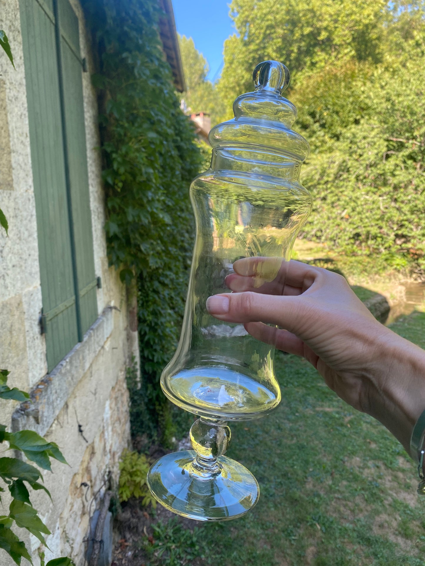 Bocaux anciens en verre soufflé