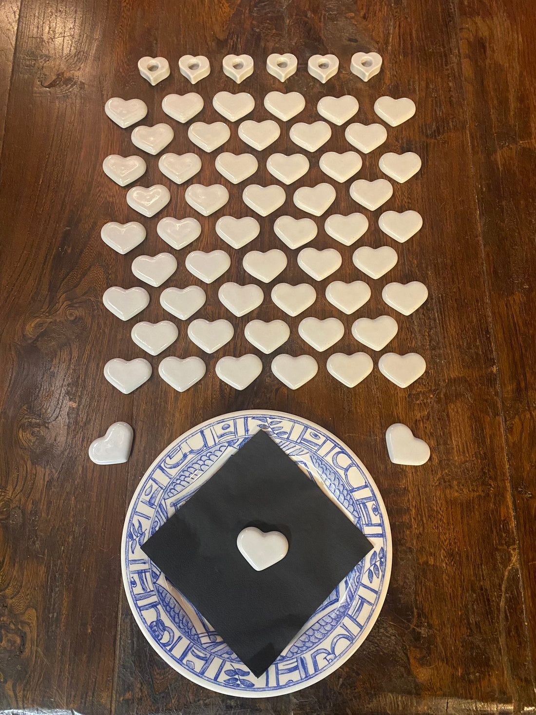 Comment différencier la faïence et la porcelaine ?