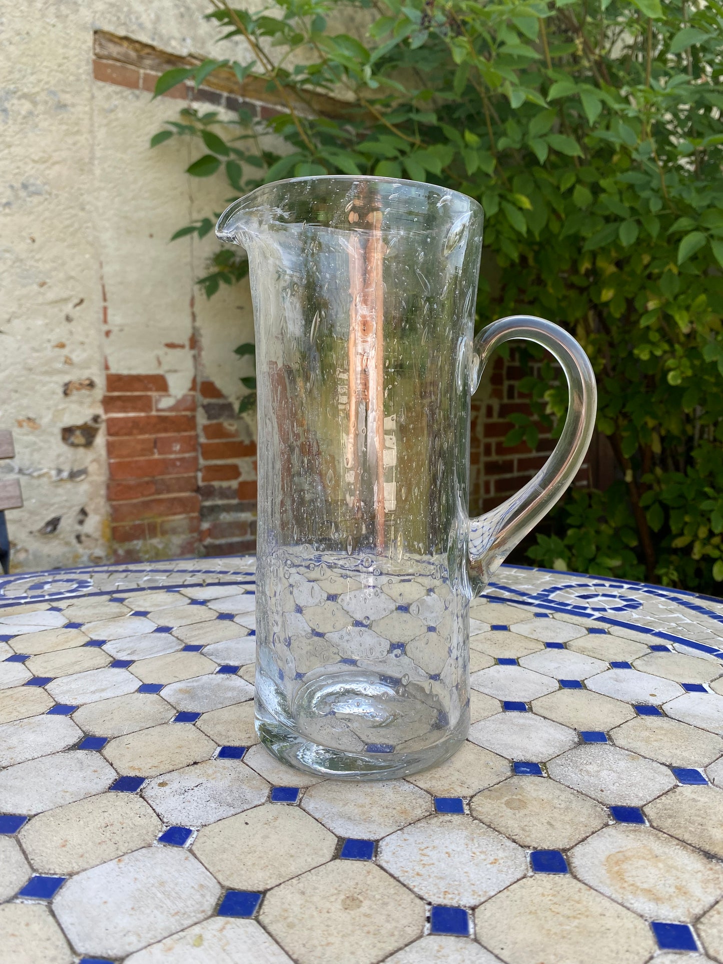 Carafe Biot en verre bullé