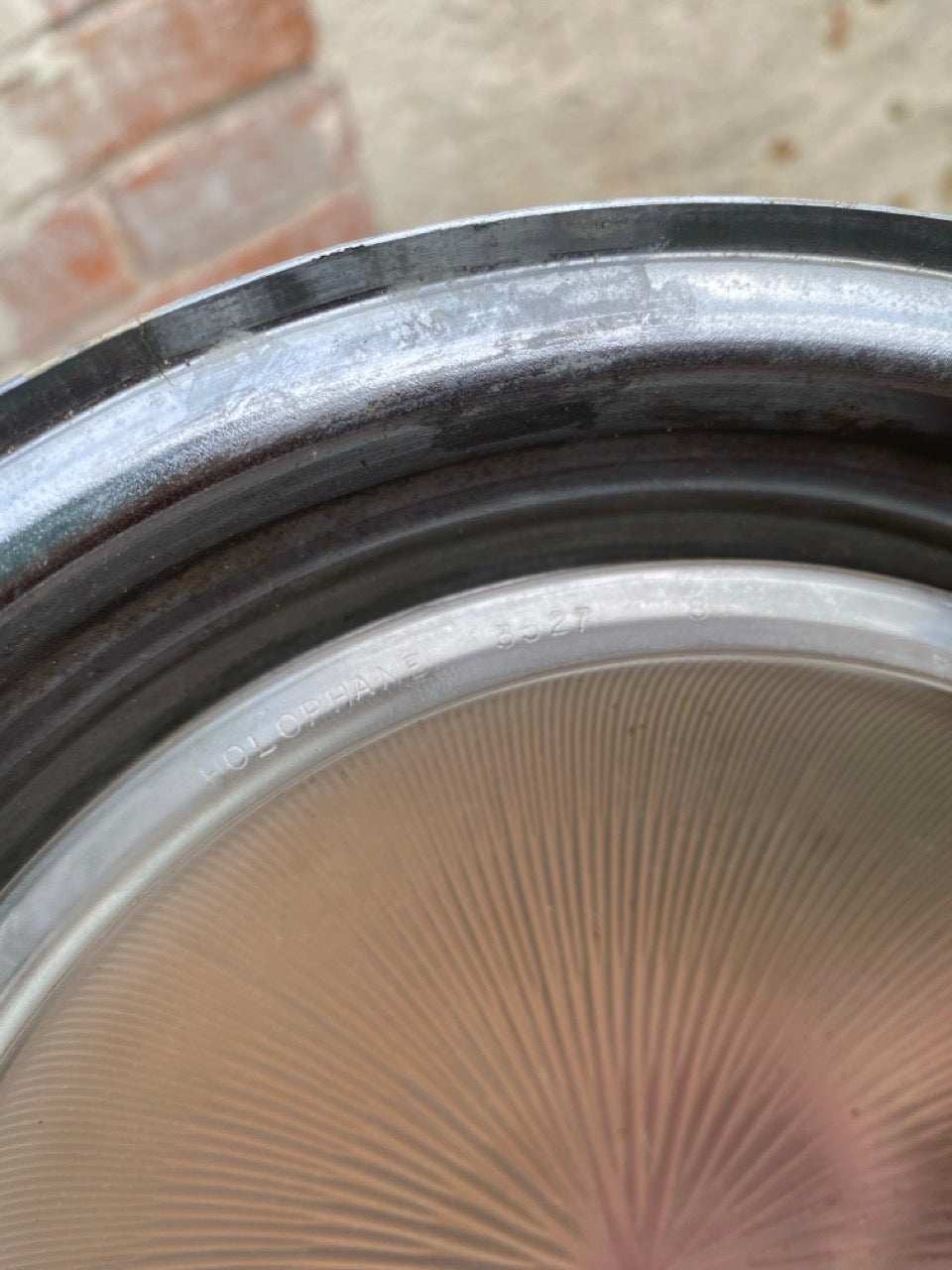 Appliques murales vintage Holophane de style Art Déco - Verre et chrome