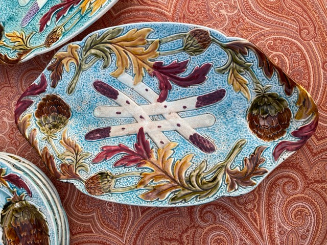 Service à asperges et artichauts en barbotine bleue - Orchies