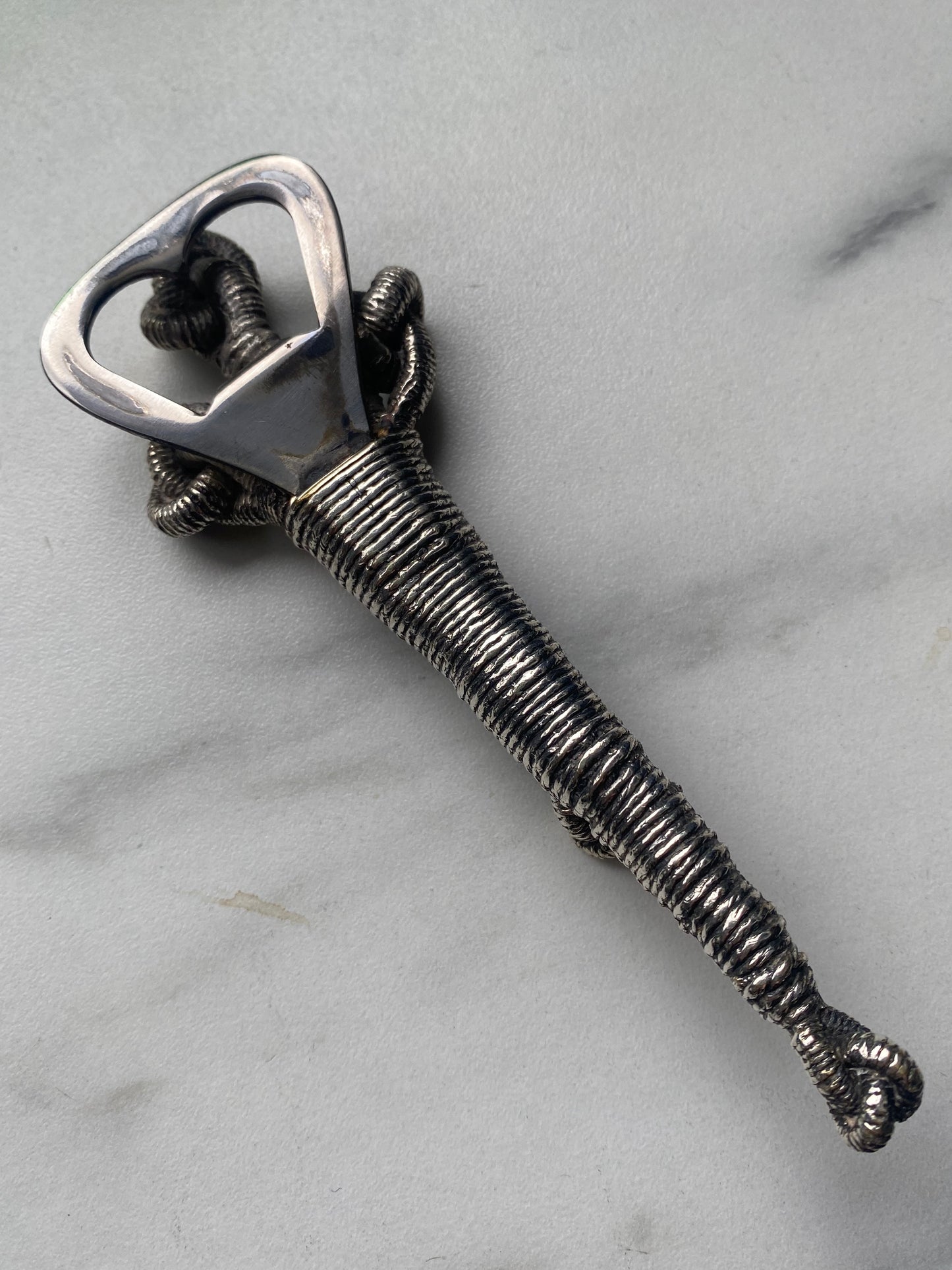 Décapsuleur en bronze argenté Roux-Marquiand