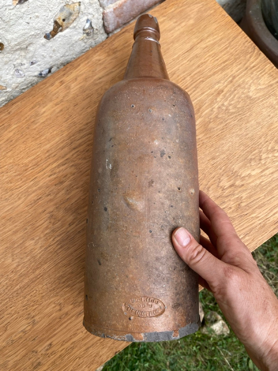Grande bouteille vintage en grès de Quimper