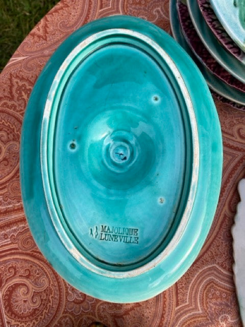 Service en barbotine Keller & Guérin Lunéville – Asperges & Artichauts