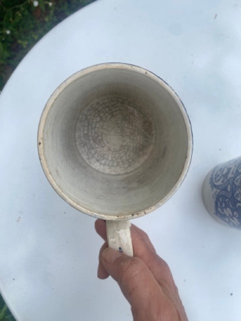 Tasse et chope en porcelaine opaque de Gien - motifs bleus