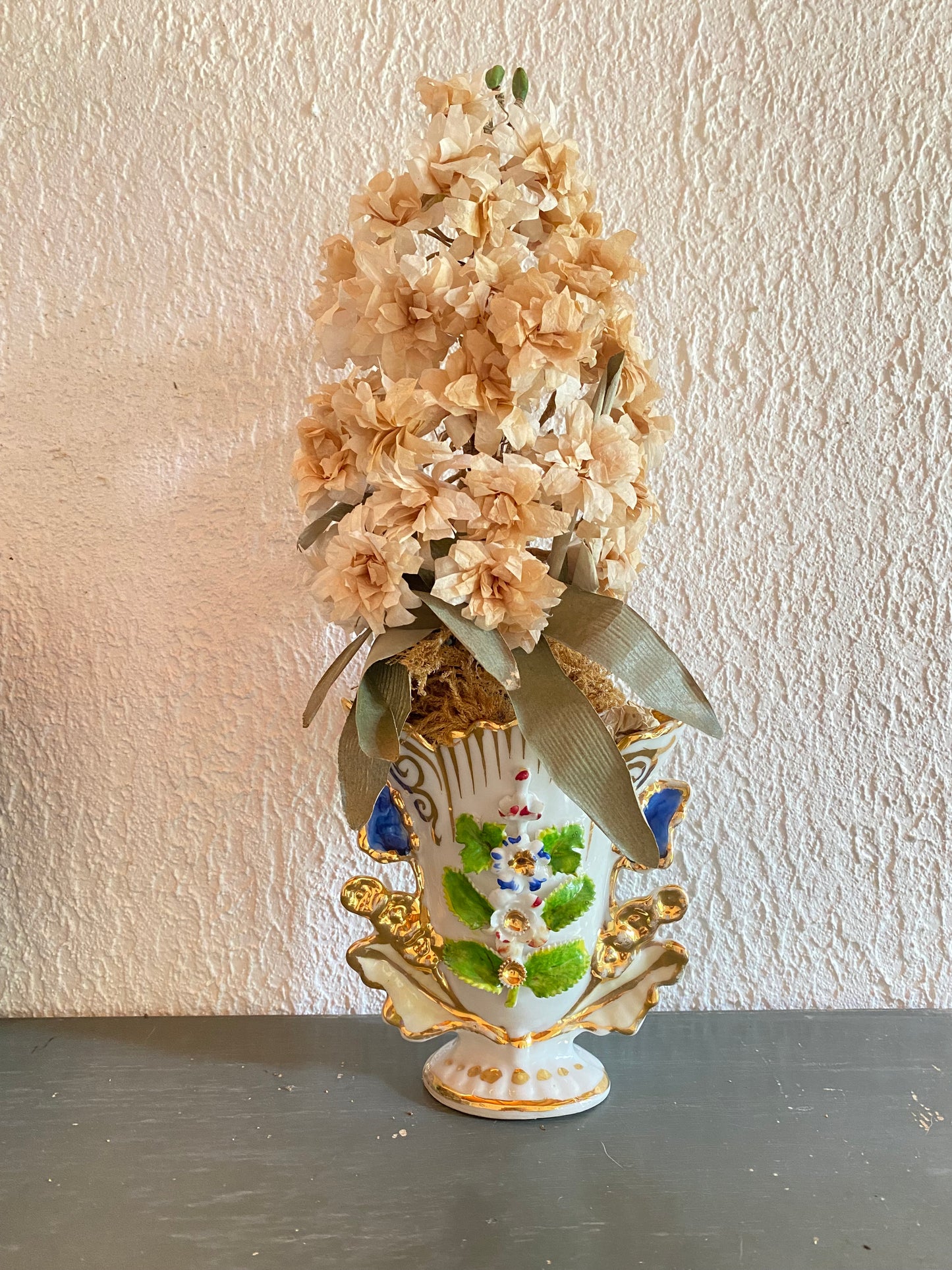 Vase de mariée et son bouquet