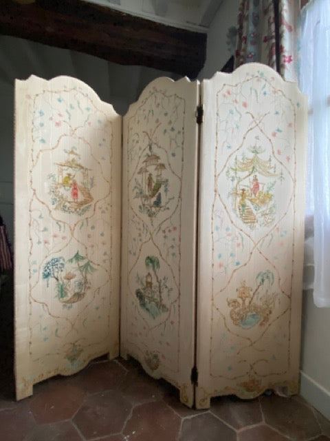 Paravent ancien en taffetas peint à la main - Chinoiseries style 18ème