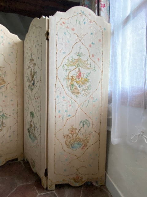 Paravent ancien en taffetas peint à la main - Chinoiseries style 18ème