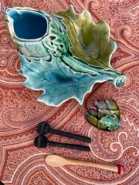 Service en barbotine Keller & Guérin Lunéville – Asperges & Artichauts