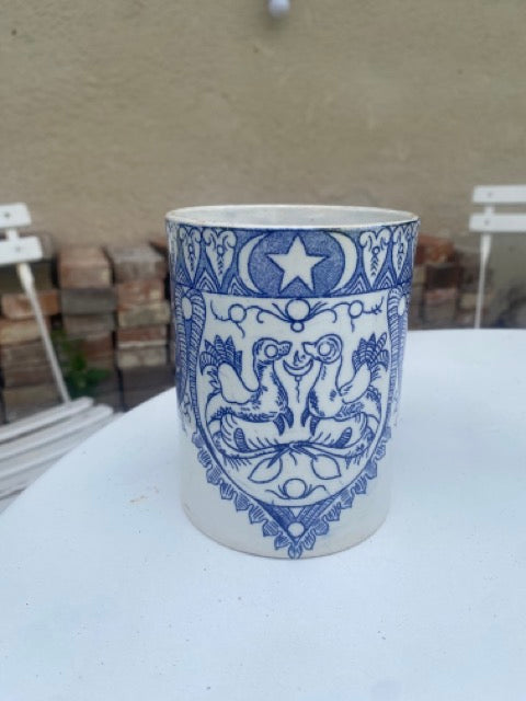 Tasse et chope en porcelaine opaque de Gien - motifs bleus