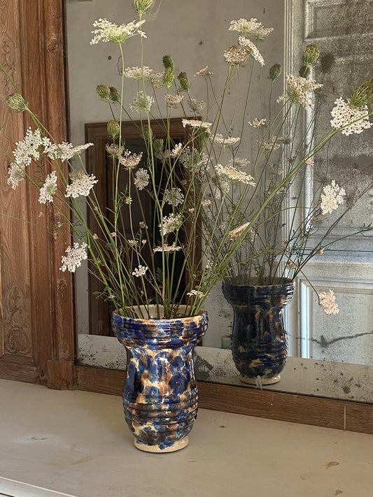 Grand vase Art Déco en grès émaillé tacheté bleu et marron