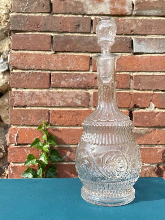 Petite carafe ancienne