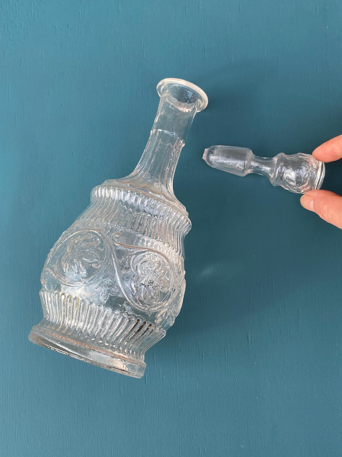 Petite carafe ancienne